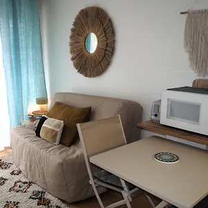 Studio, Balcon Et Acces Direct Page , Dinard France